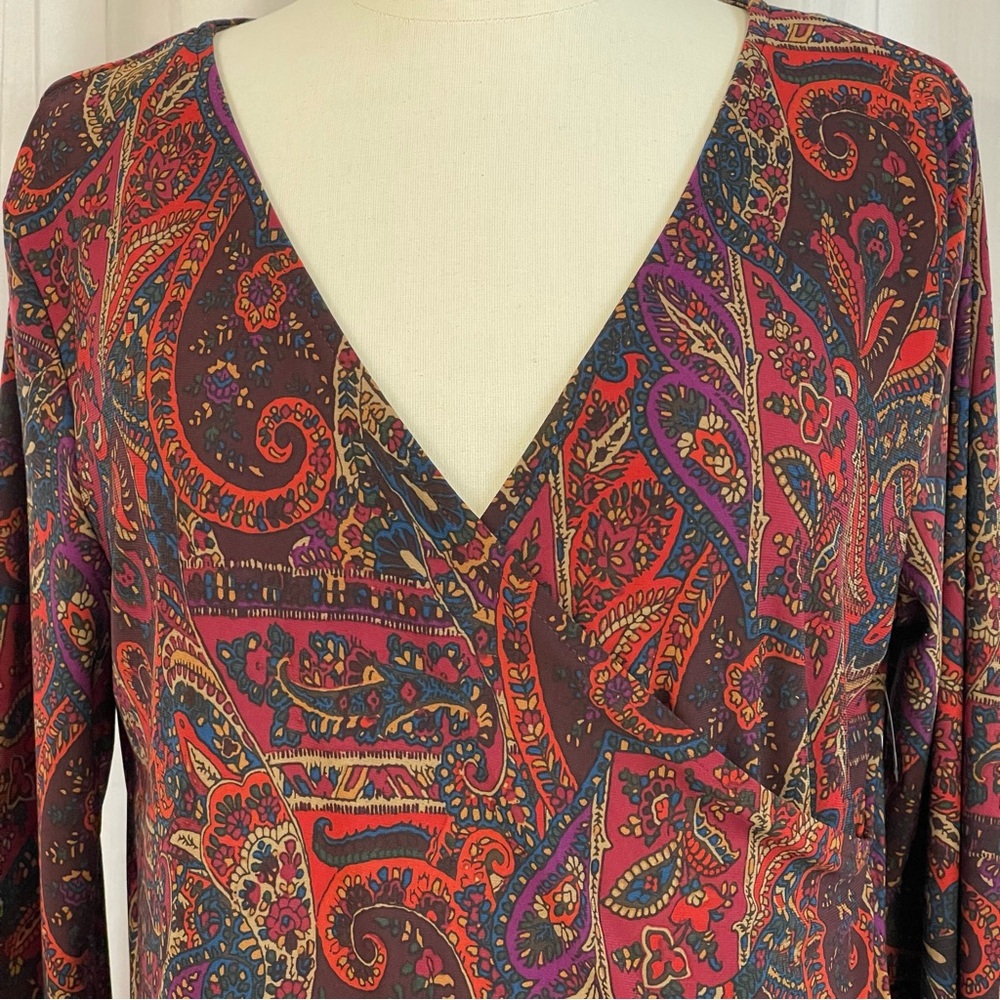 Chaps Multicolor Paisley V-Neck Blouse Vibrant Design Office Business Top Tunic - Picture 5 of 8